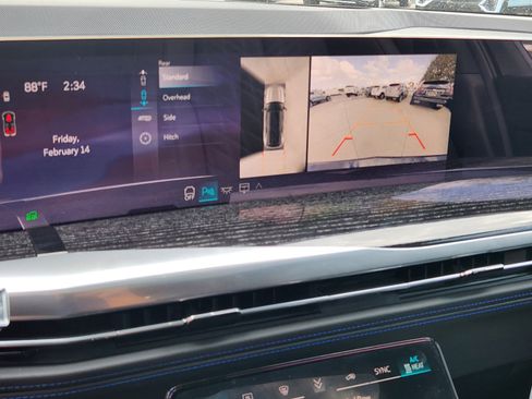 New 2025 Cadillac Escalade IQ Luxury 1 w/ Smart Trailering package image 28