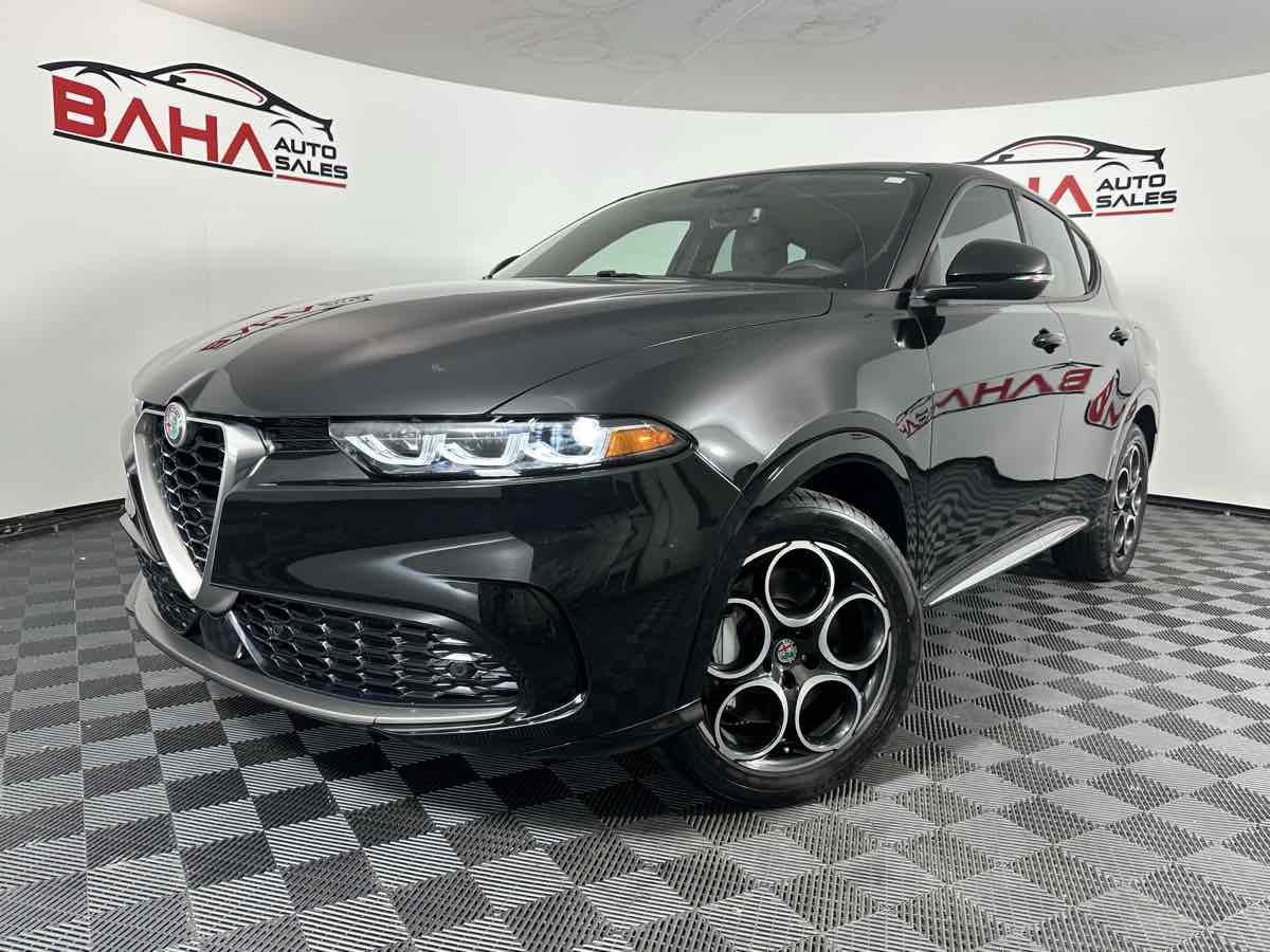 Used 2024 Alfa Romeo Tonale Ti AWD/4WD image 2