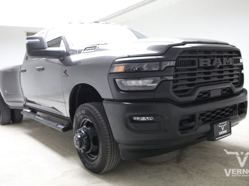Used 2025 RAM 3500 Tradesman AWD/4WD image 7