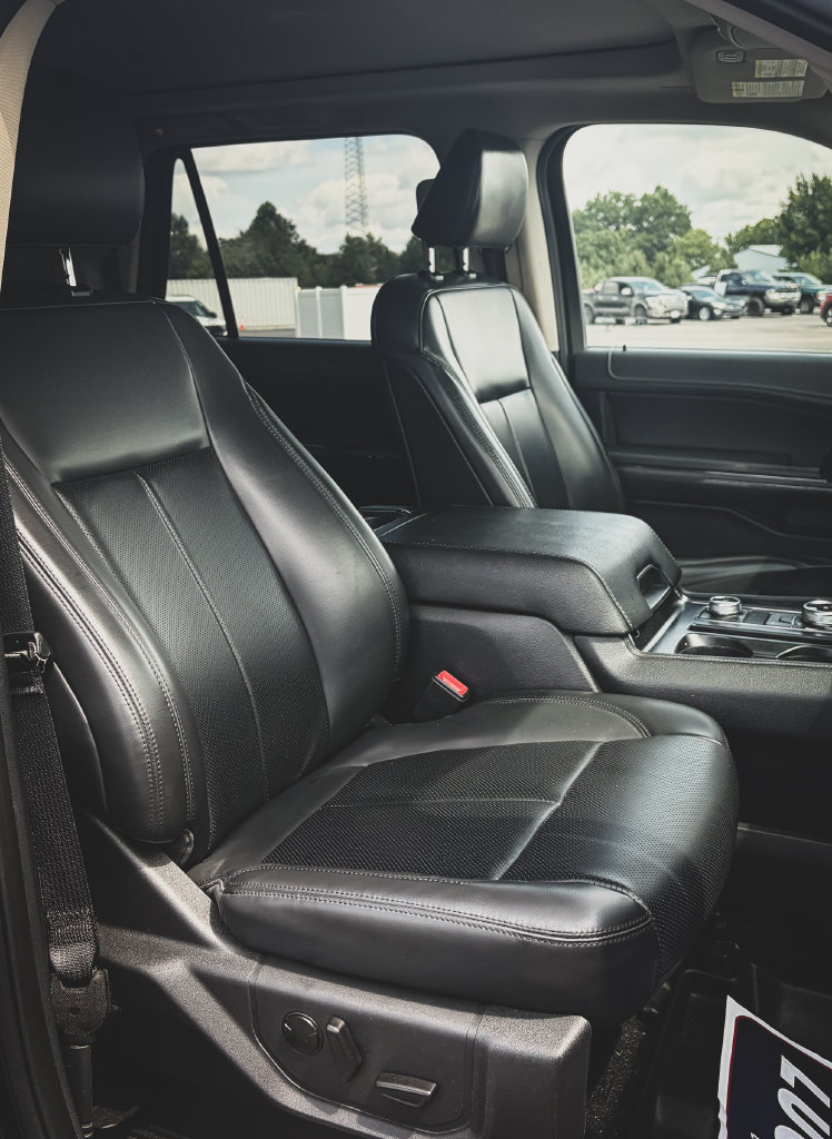 Used 2022 Ford Expedition Max XLT AWD/4WD image 29