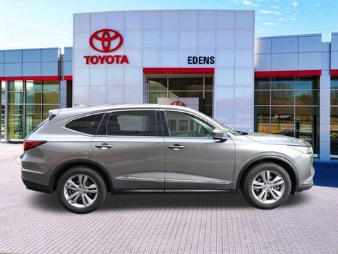 Used 2023 Acura MDX SH-AWD image 2