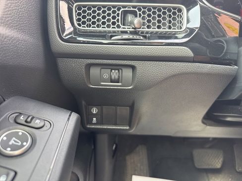 Used 2022 Honda Civic EX-L image 26