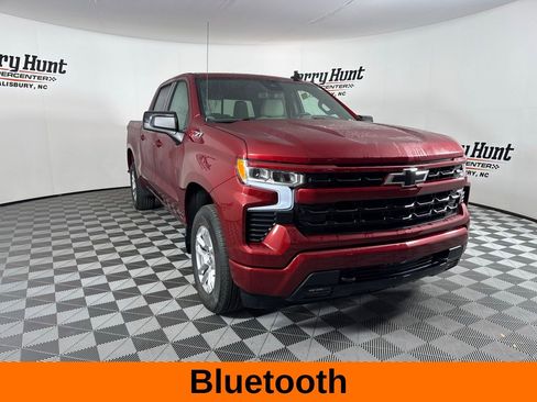 Used 2022 Chevrolet Silverado 1500 RST w/ Convenience Package II image 6