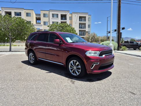 Used 2021 Dodge Durango SXT AWD/4WD image 7