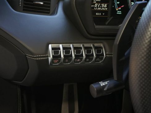 Used 2015 Lamborghini Aventador LP 700-4 AWD/4WD image 21