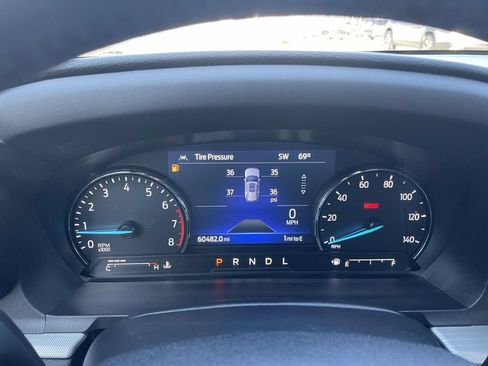 Used 2022 Ford Explorer XLT w/ Equipment Group 202A RWD image 21