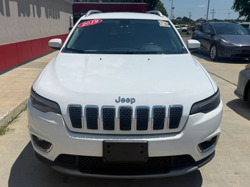 Used 2019 Jeep Cherokee Limited FWD image 6