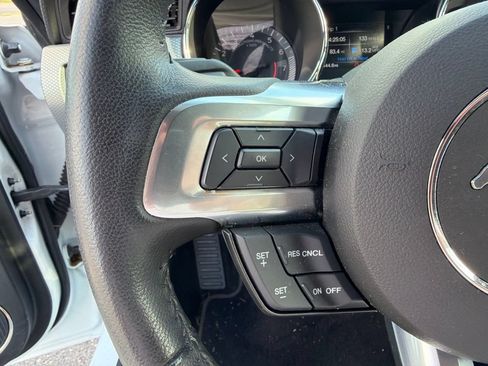 Used 2016 Ford Mustang GT Premium w/ Equipment Group 401A RWD image 27