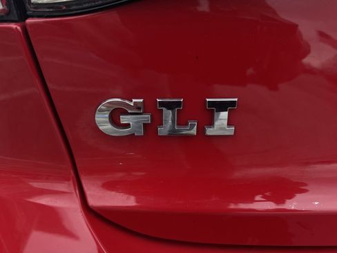 Used 2016 Volkswagen Jetta GLI SEL image 33