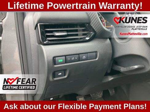 Used 2024 Nissan Sentra SV image 13