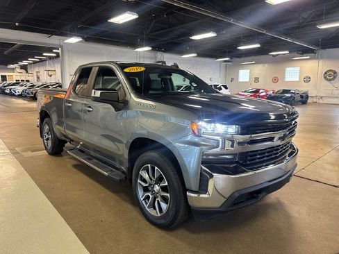 Used 2019 Chevrolet Silverado 1500 LT w/ All-Star Edition AWD/4WD image 4
