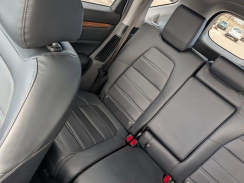 Used 2022 Honda CR-V Touring image 12