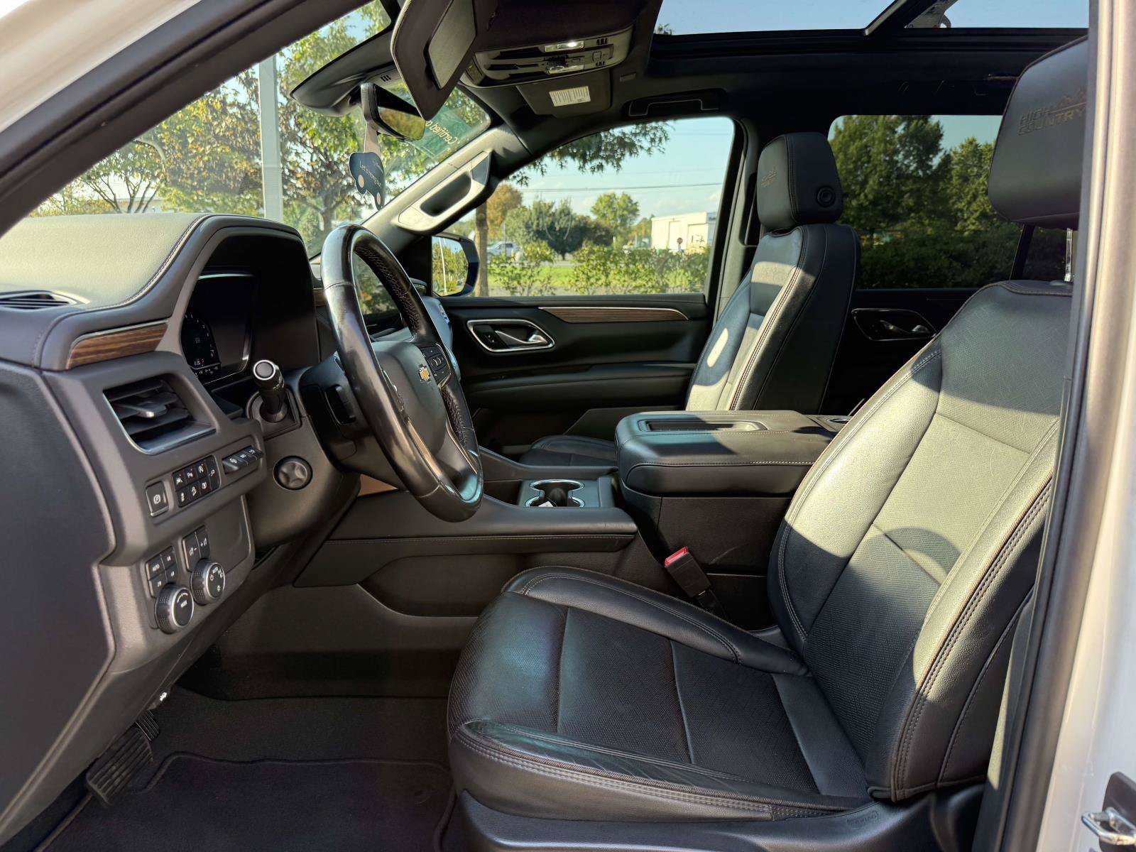 Certified 2022 Chevrolet Tahoe High Country AWD/4WD image 13