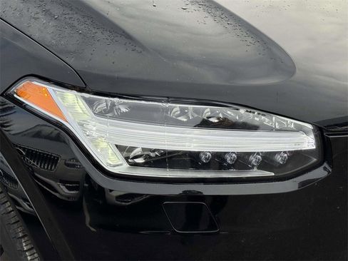 Certified 2023 Volvo XC90 B6 Core w/ Protection Package Premier image 7