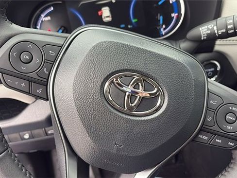 New 2025 Toyota RAV4 XLE image 17