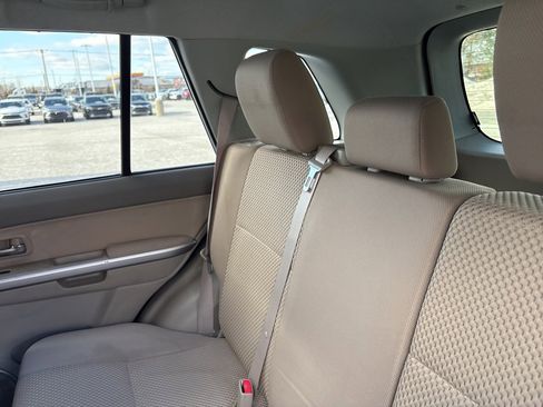 Used 2011 Suzuki Grand Vitara Premium image 13