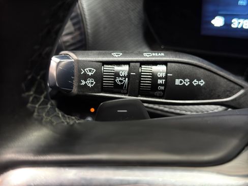 Used 2025 Chevrolet Equinox LT w/ Convenience Package II image 24