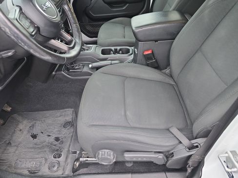 Used 2021 Jeep Gladiator Sport image 22