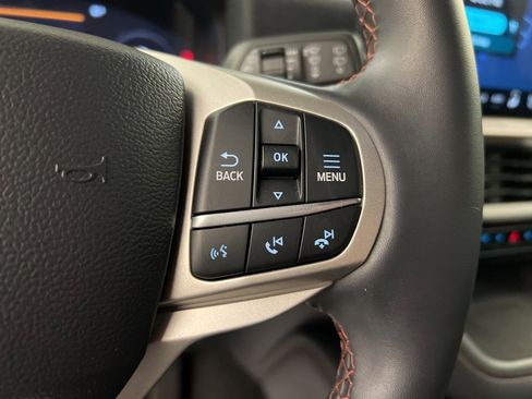 Certified 2025 Ford Explorer Active image 19