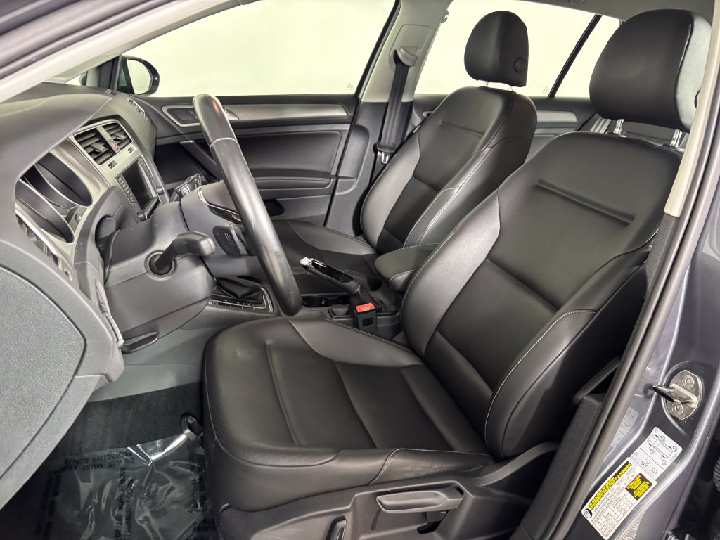 Used 2017 Volkswagen Golf Wolfsburg Edition FWD image 11