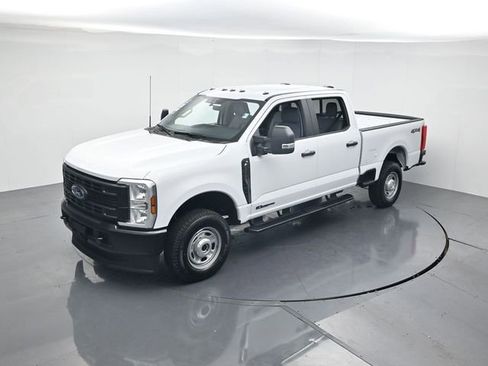 New 2026 Ford F250 XL w/ F-250 >10K GVWR Package AWD/4WD image 40