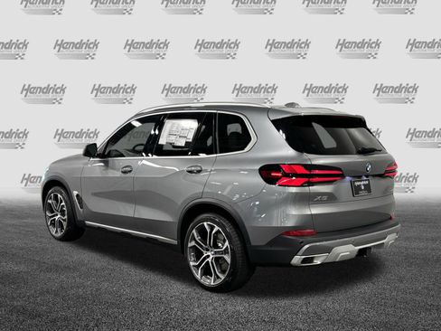 New 2026 BMW X5 xDrive40i w/ Climate Comfort Package AWD/4WD image 7