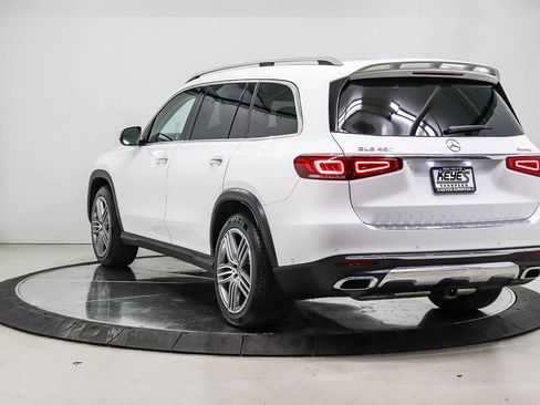Used 2022 Mercedes-Benz GLS 450 4MATIC image 2