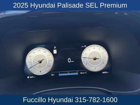 Used 2025 Hyundai Palisade SEL AWD/4WD image 15