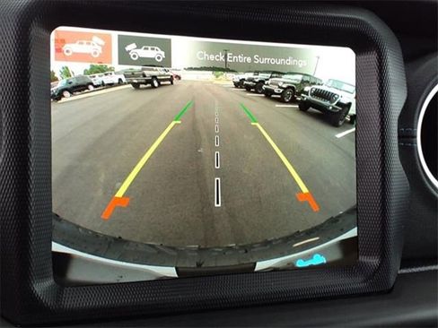 New 2023 Jeep Wrangler Unlimited Rubicon 4xe w/ Cold Weather Group image 24