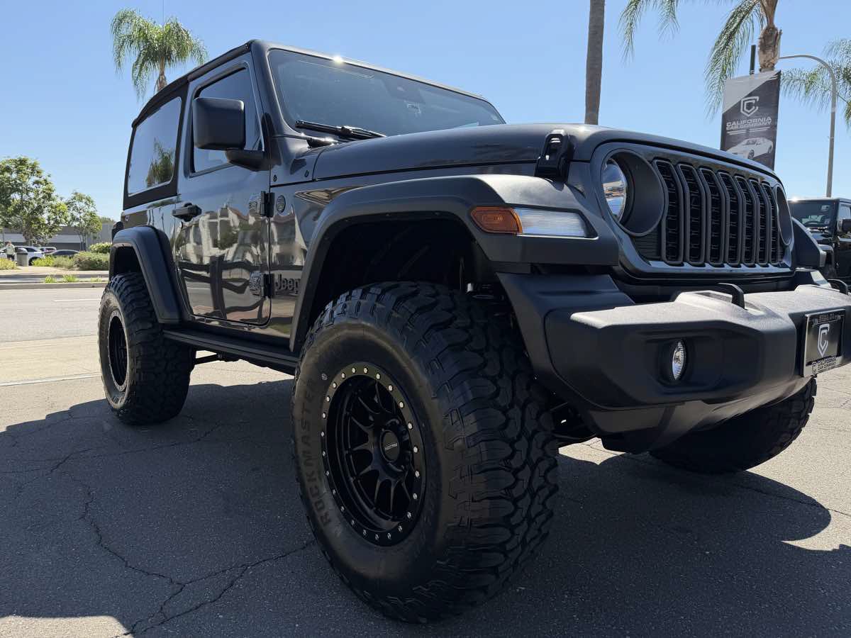 Used 2024 Jeep Wrangler Sport AWD/4WD image 11