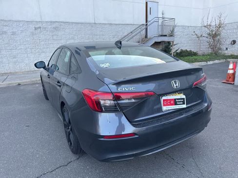 Used 2023 Honda Civic Sport image 14