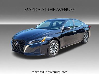 Used 2025 Nissan Altima 2.5 SV
