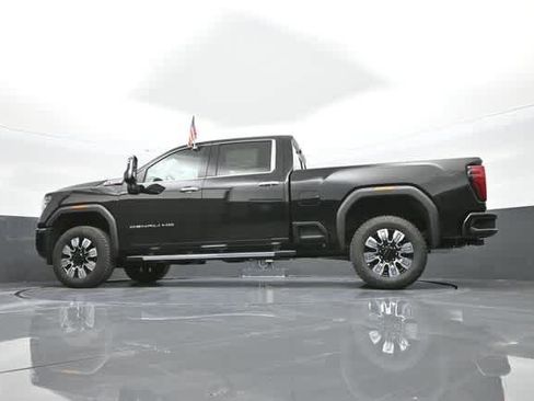 New 2025 GMC Sierra 2500 Denali w/ Denali Reserve Package image 82