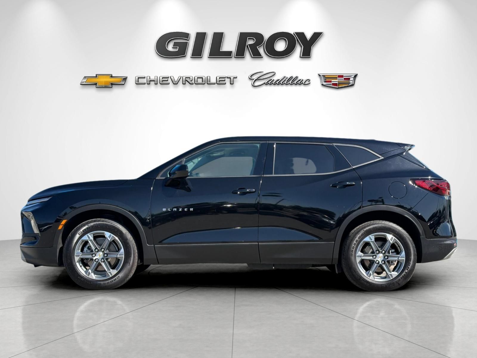 Used 2025 Chevrolet Blazer LT AWD/4WD image 6