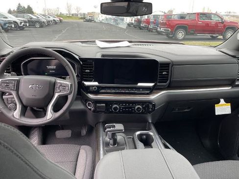 New 2026 Chevrolet Silverado 1500 RST AWD/4WD image 18
