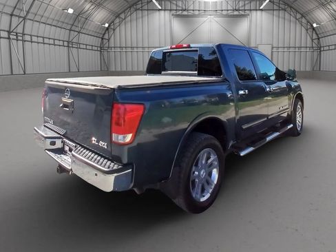 Used 2013 Nissan Titan SL AWD/4WD image 4