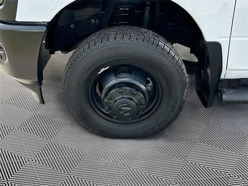 Used 2025 RAM 3500 Tradesman image 28