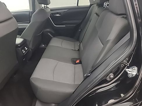 Used 2025 Toyota RAV4 XLE AWD/4WD image 20