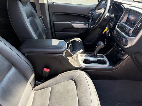 Used 2021 Chevrolet Colorado ZR2 image 11