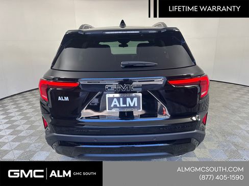 New 2026 GMC Terrain Elevation w/ Elevation Premium Package image 8