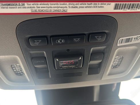 Used 2019 Toyota Camry LE w/ Sunroof Package image 21