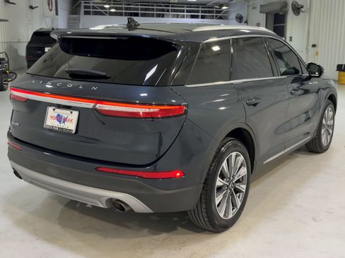 Used 2022 Lincoln Corsair Reserve w/ Equipment Group 201A image 9