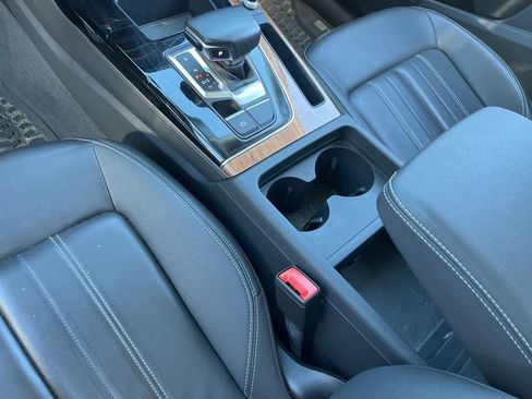 Used 2023 Audi Q5 2.0T Premium w/ Convenience Package image 20