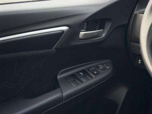 Used 2016 Honda Fit EX image 15