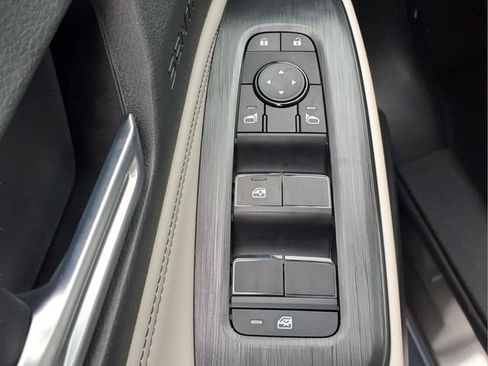 New 2026 Nissan Sentra SL FWD image 17