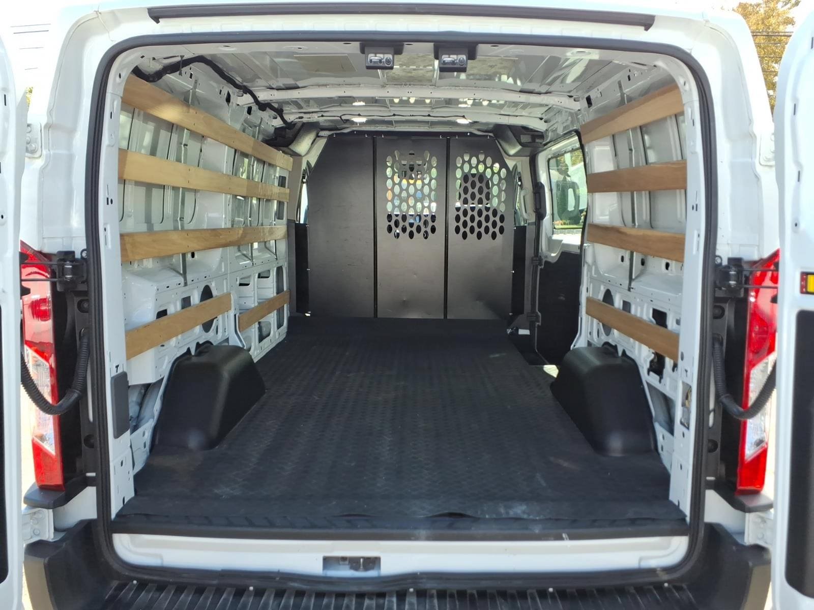 Certified 2025 Ford Transit 250 Low Roof w/ Exterior Upgrade Package RWD image 18
