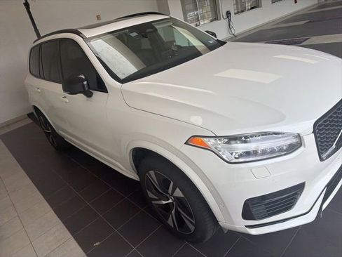 Used 2023 Volvo XC90 T8 Plus AWD/4WD image 6