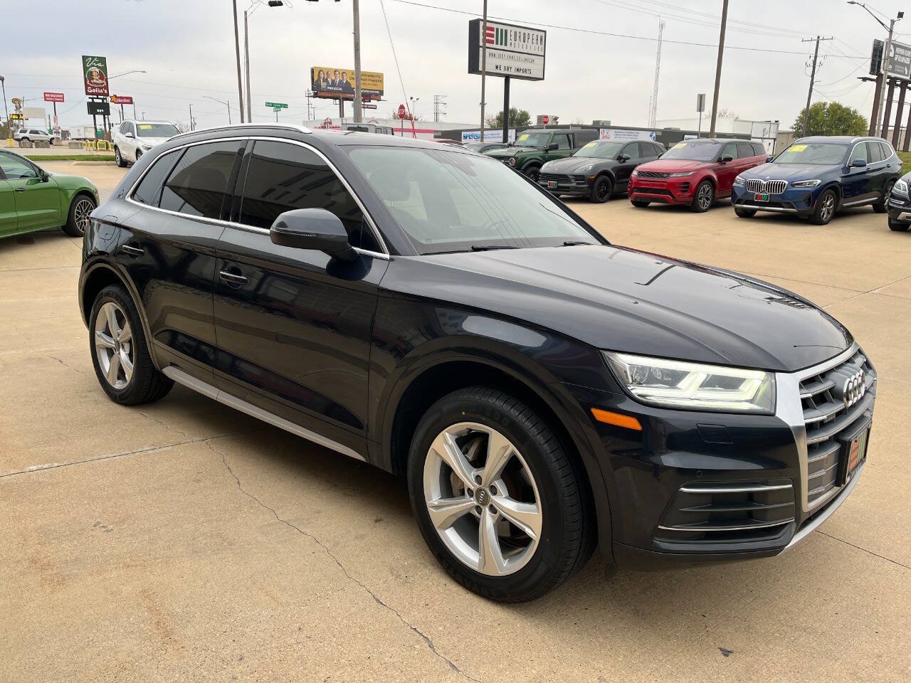 Used 2020 Audi Q5 2.0T Premium Plus w/ Premium Plus Package AWD/4WD image 6