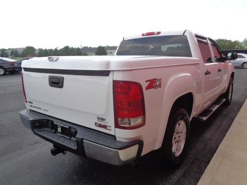 Used 2010 GMC Sierra 1500 SLE w/ Power Pack Plus AWD/4WD image 5