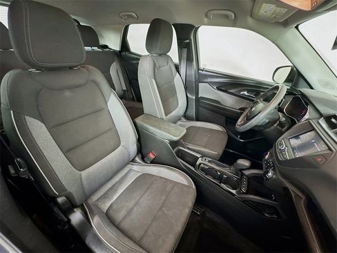 Used 2022 Chevrolet TrailBlazer LT image 26